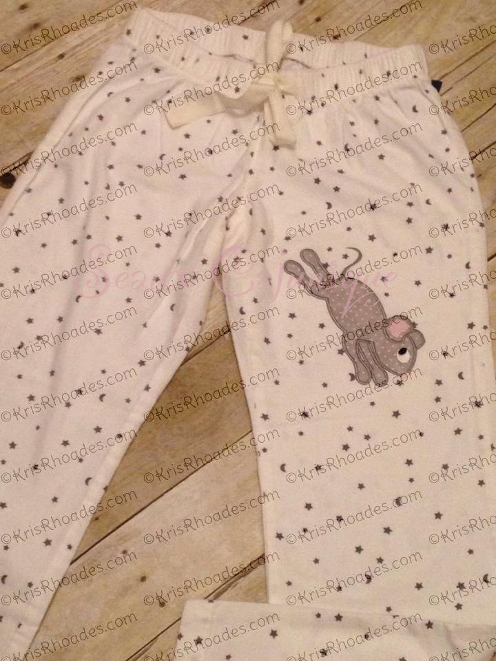 KRD Applique Mouse running away