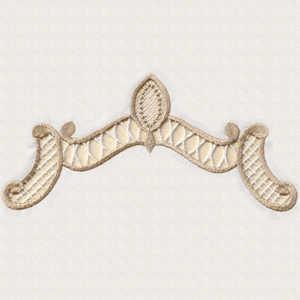 EE RICHELIEU ROSE CUTWORK