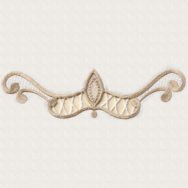 EE RICHELIEU ROSE CUTWORK