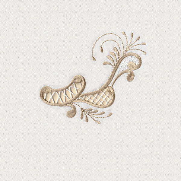 EE RICHELIEU ROSE CUTWORK