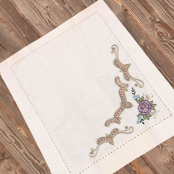 EE RICHELIEU ROSE CUTWORK