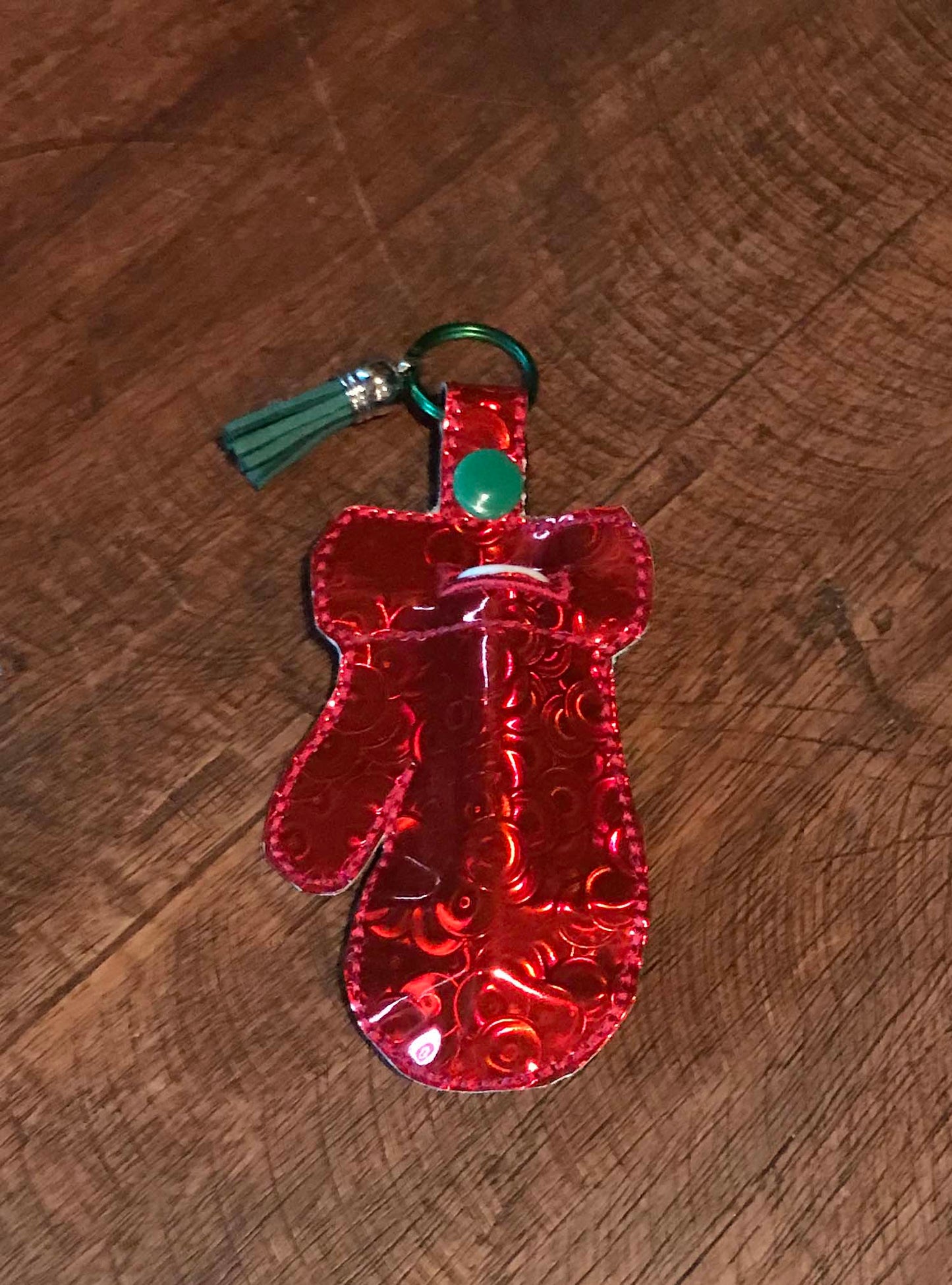 ITH Mitten Lip Balm Fobs HL5733 embroidery file