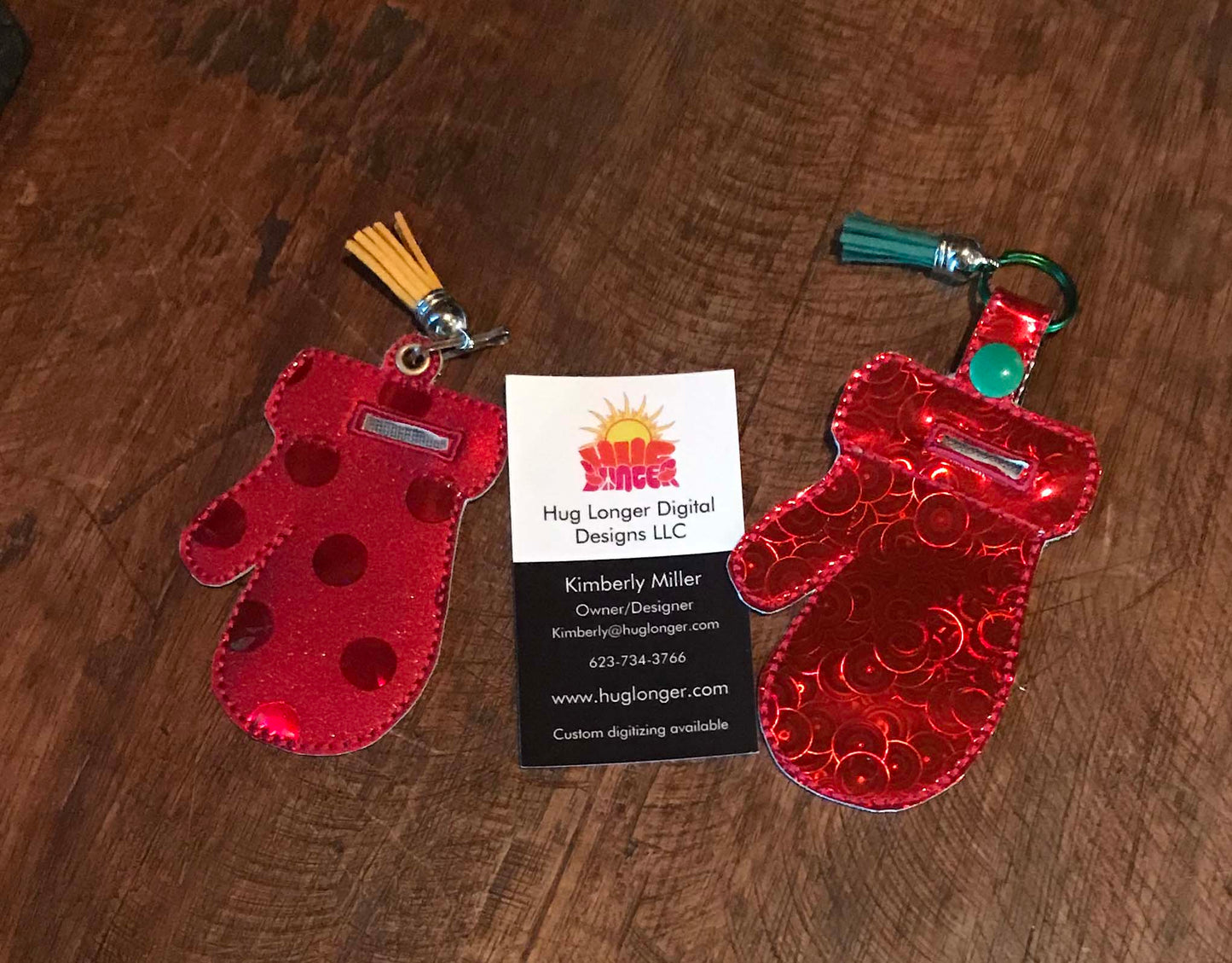 ITH Mitten Lip Balm Fobs HL5733 embroidery file