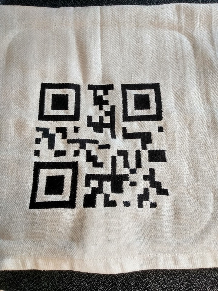 HL QR Code- I Love You HL5722 embroidery files