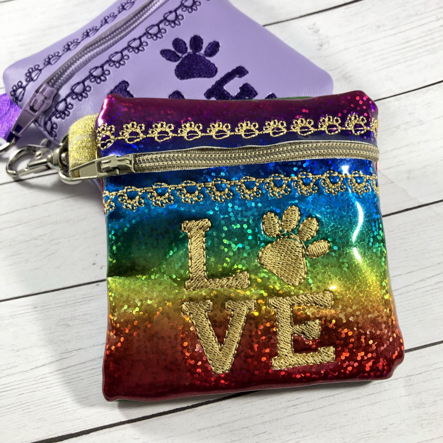 DBB Puppy LOVE Zipper Pouch 4x4