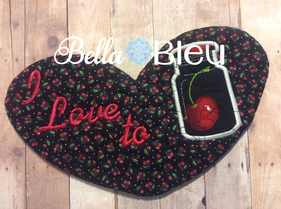 BBE - ITH Oven Mitt Heart shaped pot holder