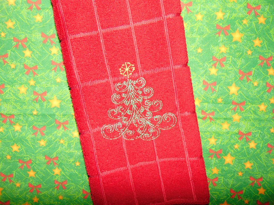 AGD 4038 Quick Stitch Christmas Tree