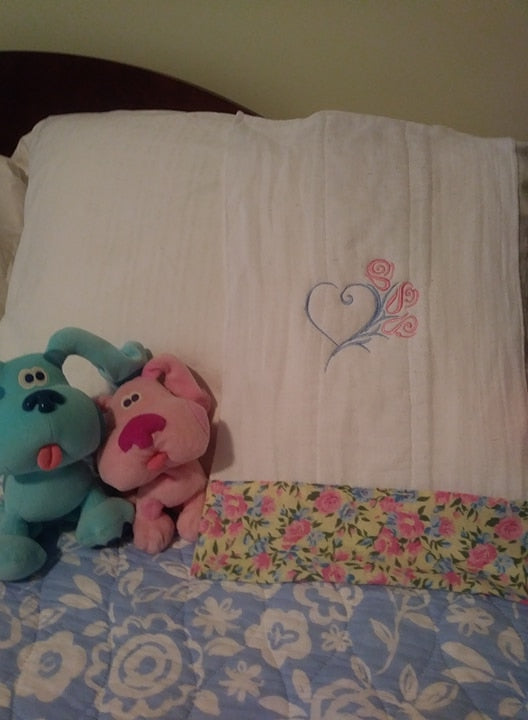 AGD 6038 Swirly Heart Roses