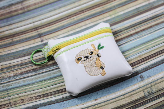 DBB Sloth Zipper Pouch 4x4