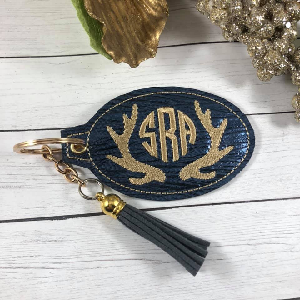 DBB BLANK Deer Antler Monogram Frame Eyelet Tag