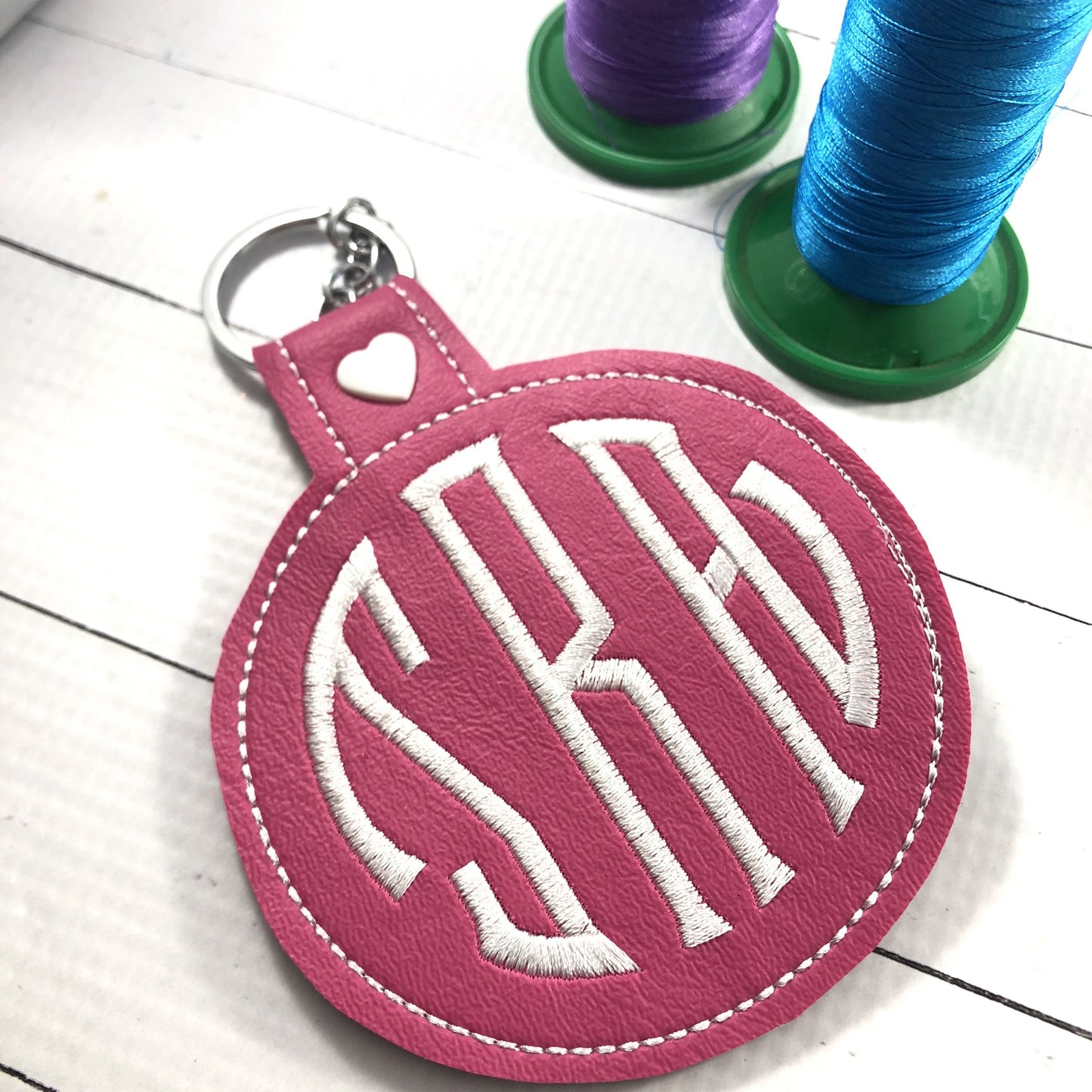 DBB BLANK BIG Circle snap tab Tag for 5x7 hoops