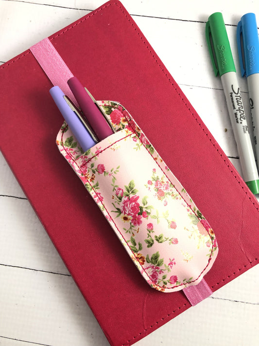 DBB Simple Rounded Pen Pocket In The Hoop (ITH) Embroidery Design