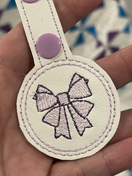 DBB Pretty Bow Snap Tab Keyfob for 4x4 hoops