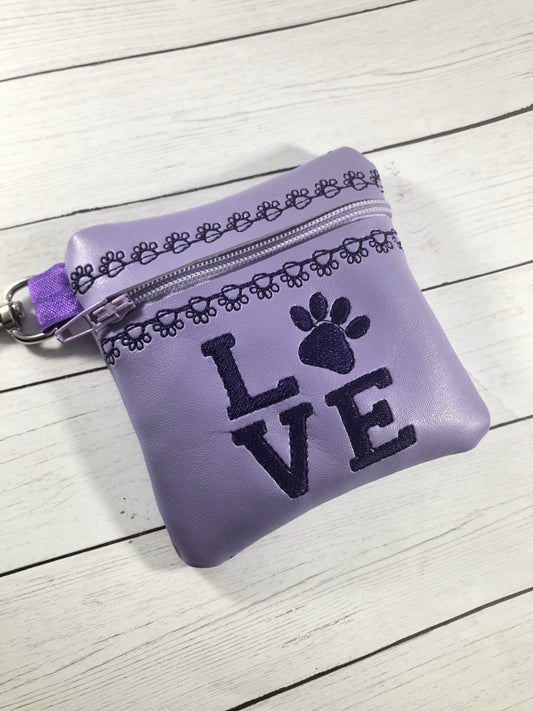 DBB Puppy LOVE Zipper Pouch 4x4