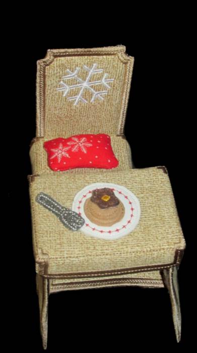 NNK ITH Table and chairs for Elf